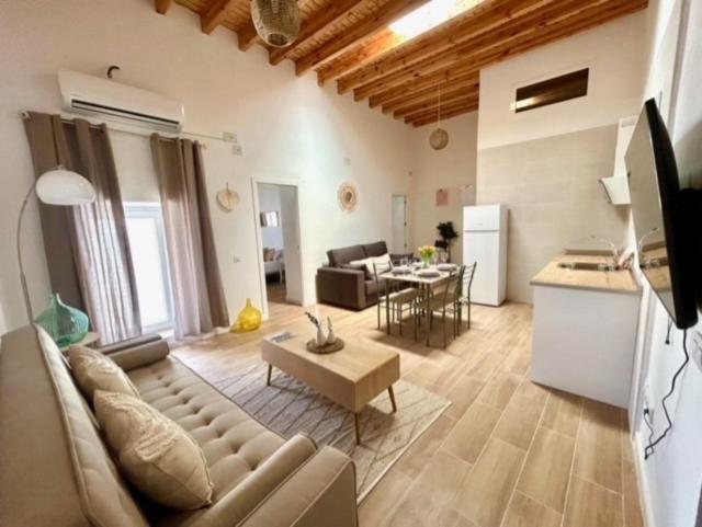 Gatu Casa Solera, Un Lugar Unico, "Preferente Para Mayores De 25 Anos Y Familias " El Puerto de Santa María Kültér fotó