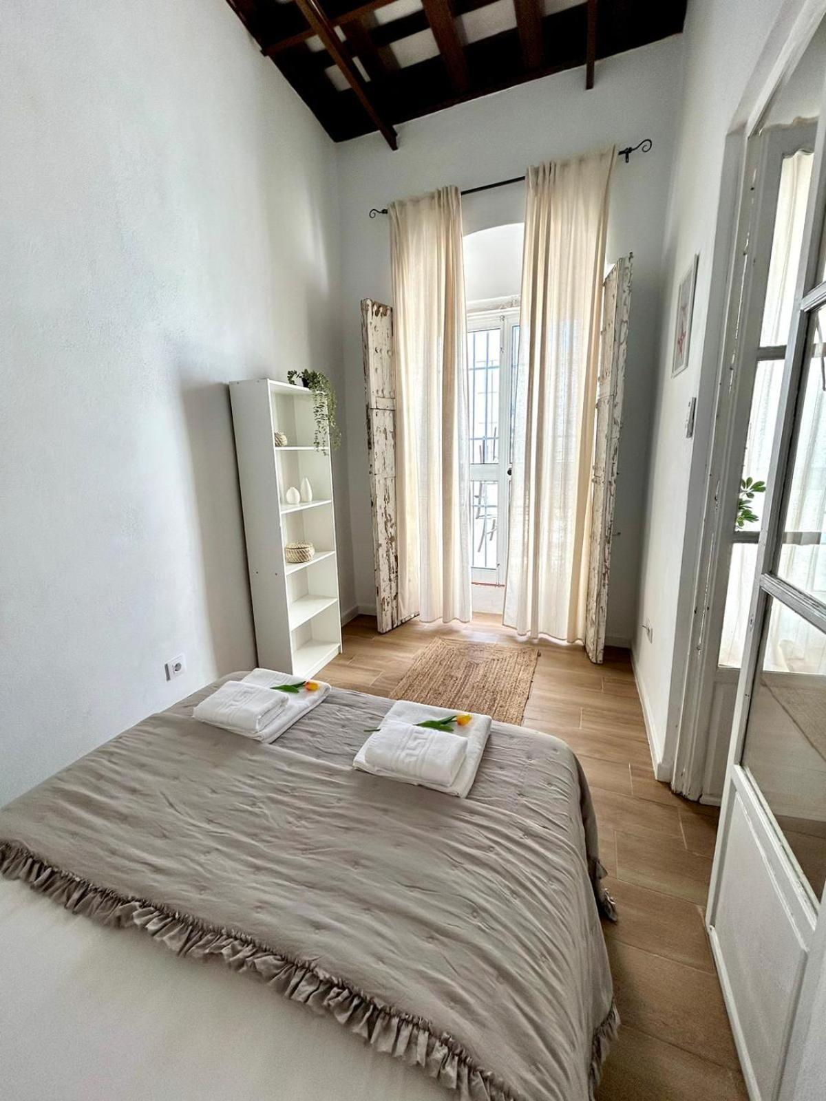 Gatu Casa Solera, Un Lugar Unico, "Preferente Para Mayores De 25 Anos Y Familias " El Puerto de Santa María Kültér fotó